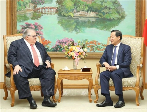 Phó thủ tướng Lê Minh Khái tiếp Tổng giám đốc Ngân hàng Thanh toán quốc tế